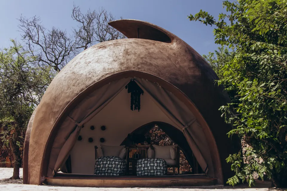 Asanja Nyasirori boma exterior