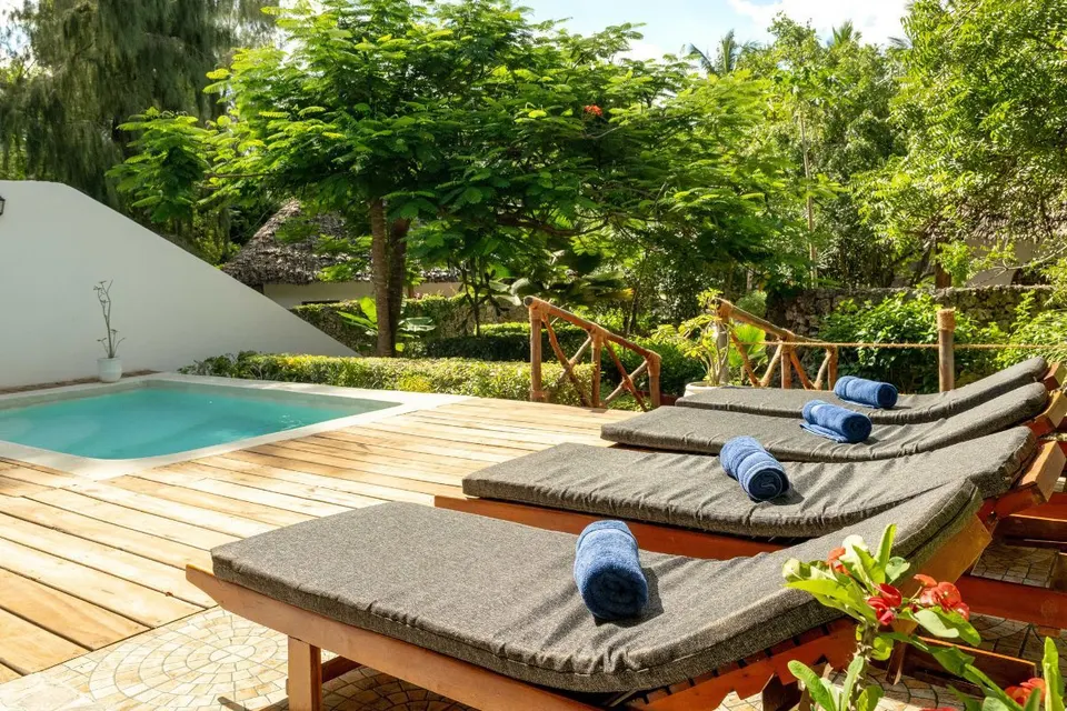 Two-bedroom Beach Front Suite pool terrace