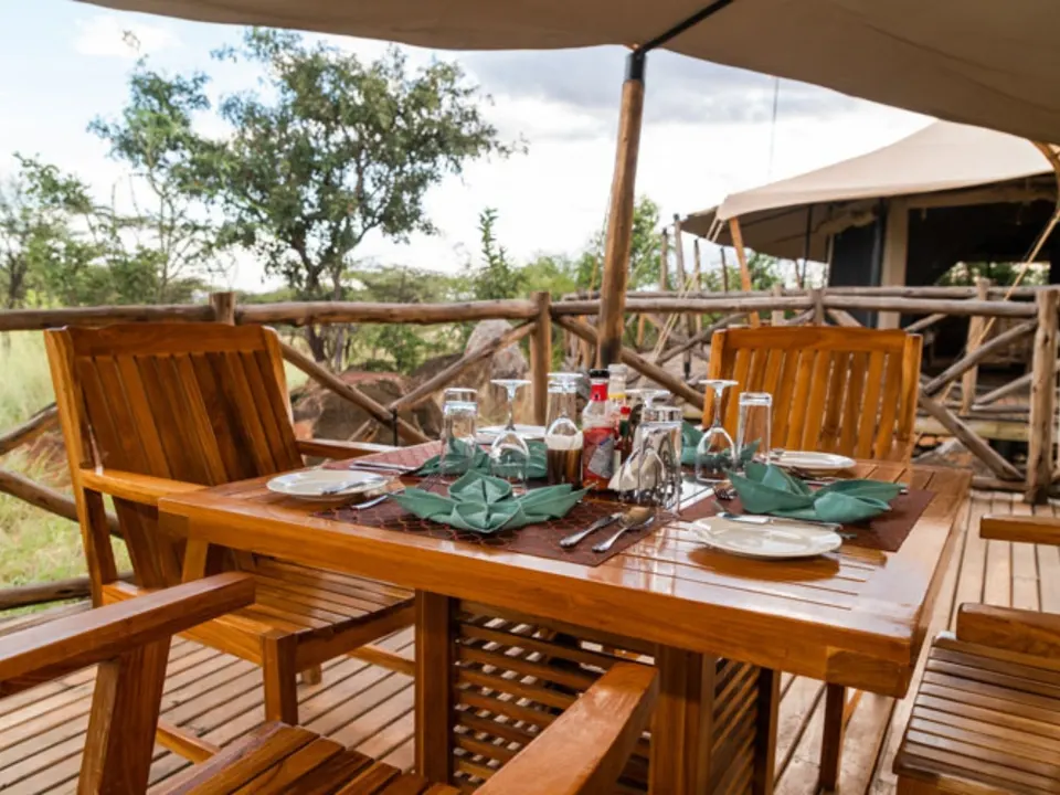 Kifaru veranda dining setup