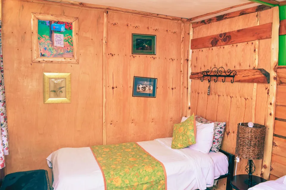 Lemon Valley timber cabin sleeping area