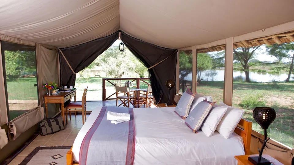 Voyager Ziwani river-facing tent interior