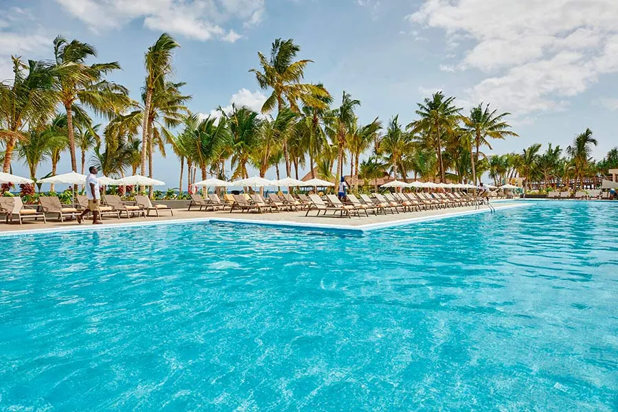 Riu Jambo outdoor pool