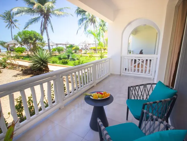 Suite Ocean View balcony