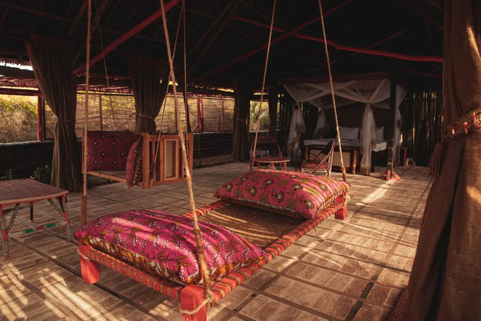 Kizingo Corals Banda hanging daybeds and interior