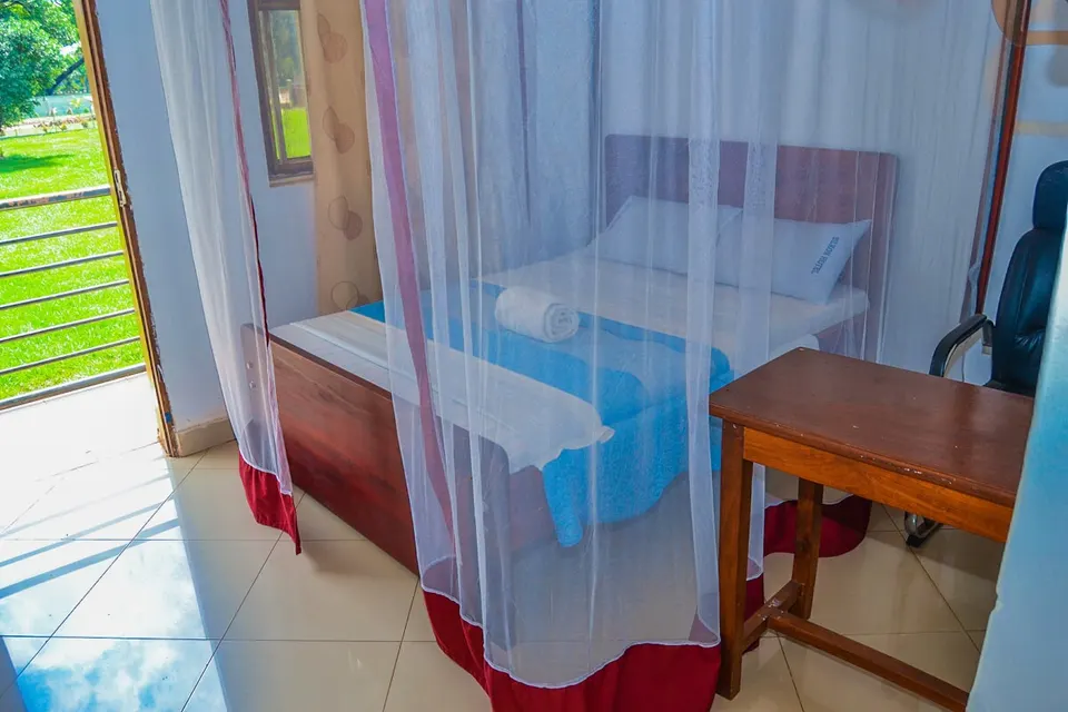 Bilkon Hotel Jinja photograph