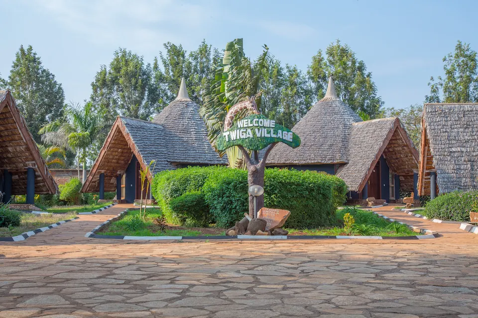 Farm of Dreams Lodge accommodation exterior