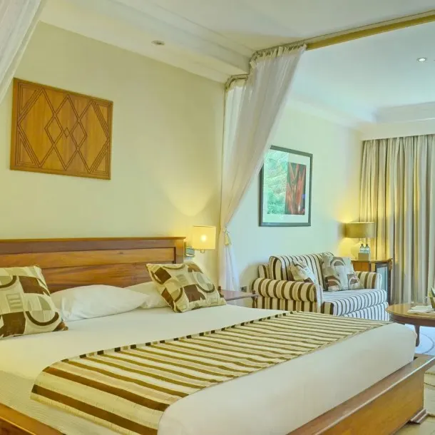 Sovereign Hotel bedroom and sitting area