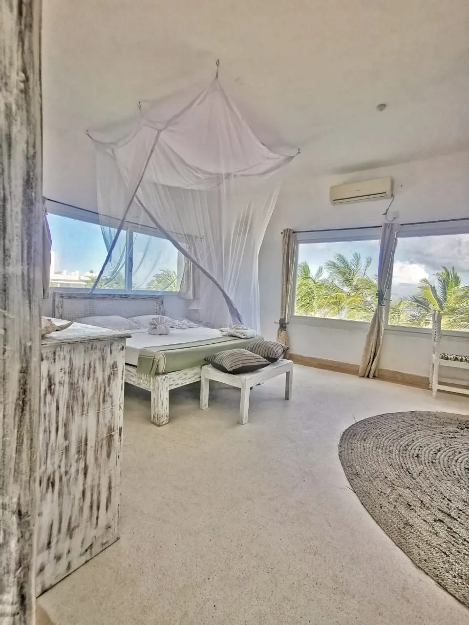 Royal Palm bedroom with sea-facing outlook