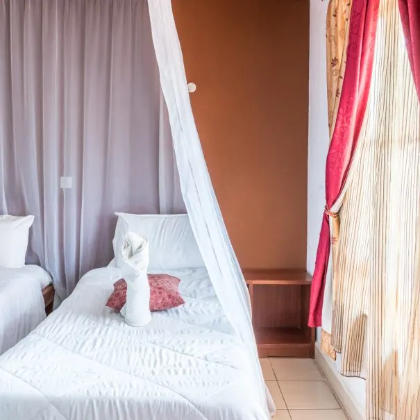 Topcliff Lodge bedroom with netted bed