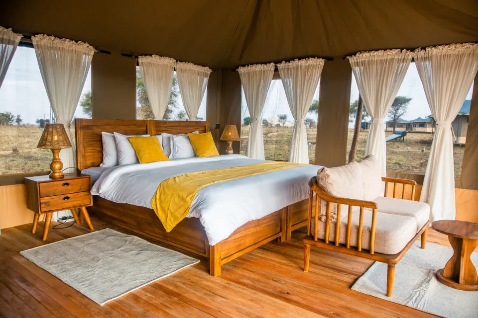 King-bed tent