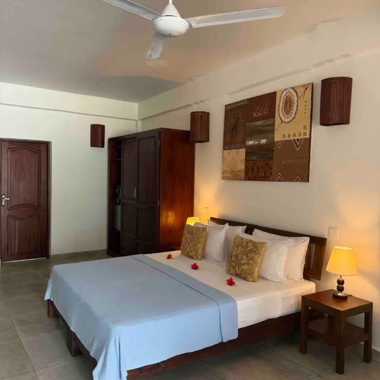 Uhuru bedroom