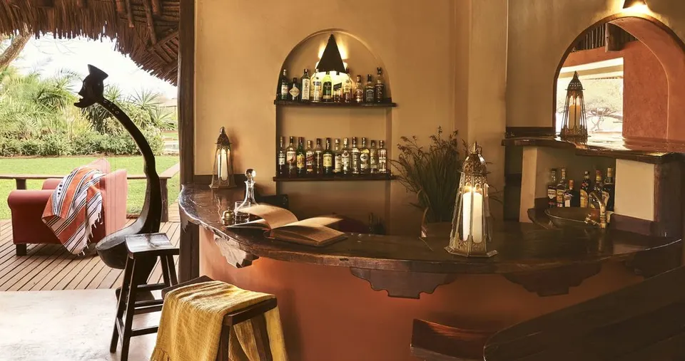Main lounge and bar