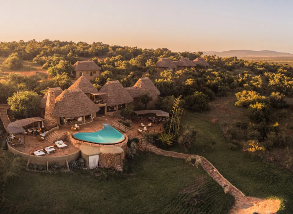 Olarro Plains lodge exterior