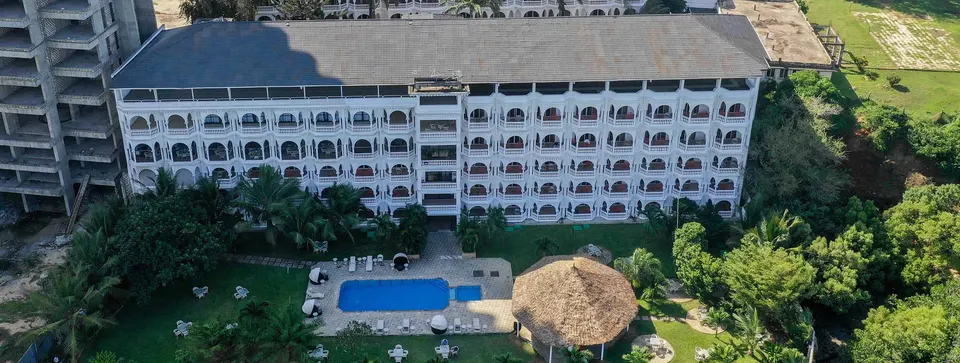 CityBlue Creekside pool and property aerial